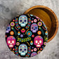 Tortillero Artesanal De Madera De Parota Con Tapa Decorada Y Resina – Hecho A Mano En México Por Mujeres Artesanas Modelo: Calaveritas