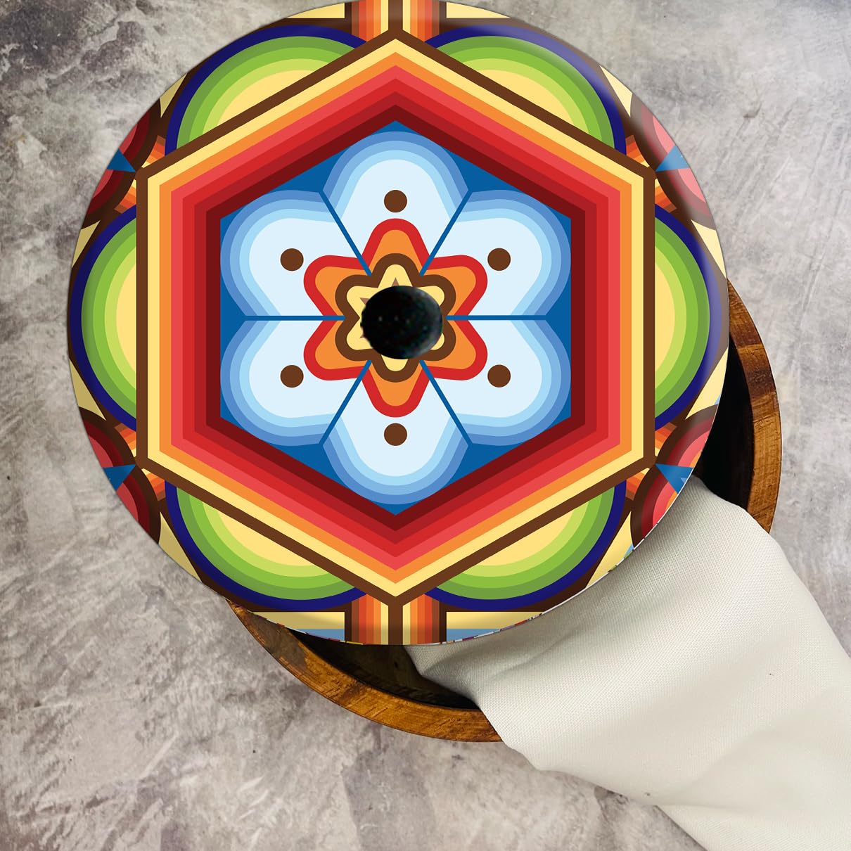 Tortillero Artesanal De Madera De Parota Con Tapa Decorada Y Resina – Hecho A Mano En México Por Mujeres Artesanas Modelo: Huichol