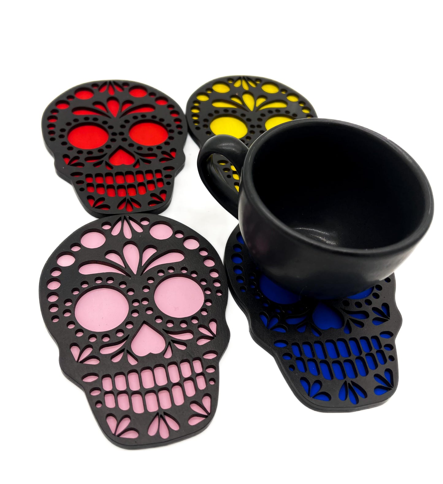 Set De Portavasos Día De Muertos En Forma De Calavera En Madera De Mdf - Hechos Y Pintados A Mano | Hecho a mano en México